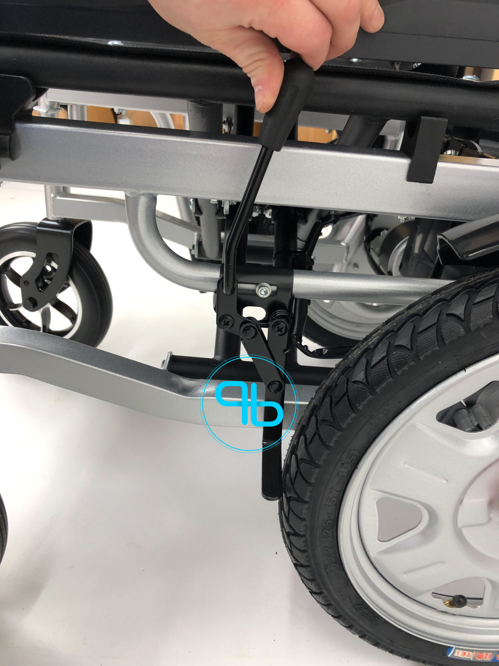 Електричний візок для інвалідів повнопривідний 1000W 24V 20Ah | Probot фото 9